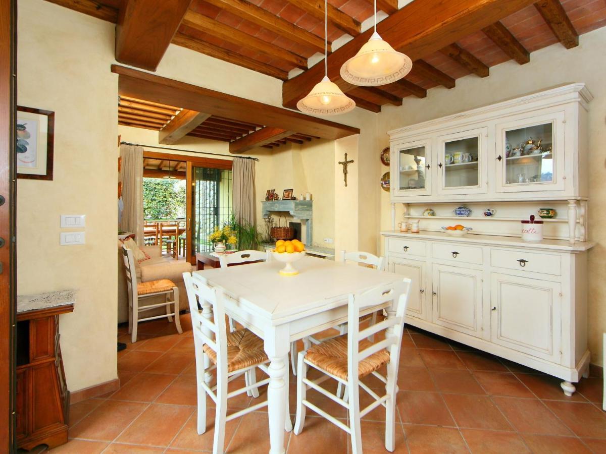 Holiday Home Il Girasole By Interhome カマイオーレ エクステリア 写真